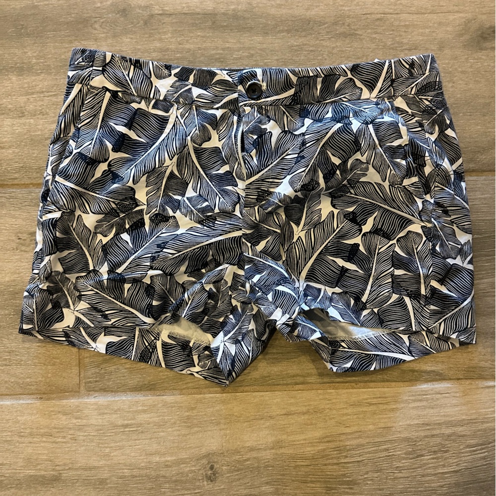 Cute Banana Republic Summer shorts. Good condition!